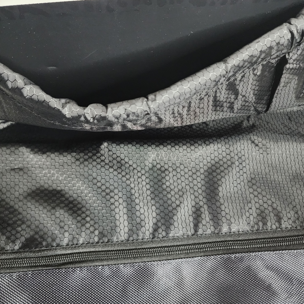 Jessica Simpson Drawstring Cinch Bag Water Resistant Black Travel Bag NWT - Picture 7 of 11